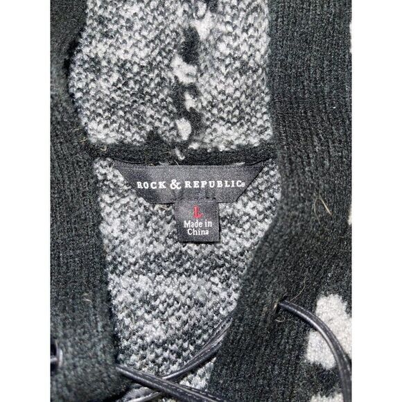 Rock Republic Hooded V-Neck Animal Leopard Print Sweater Size XL - Picture 12 of 15